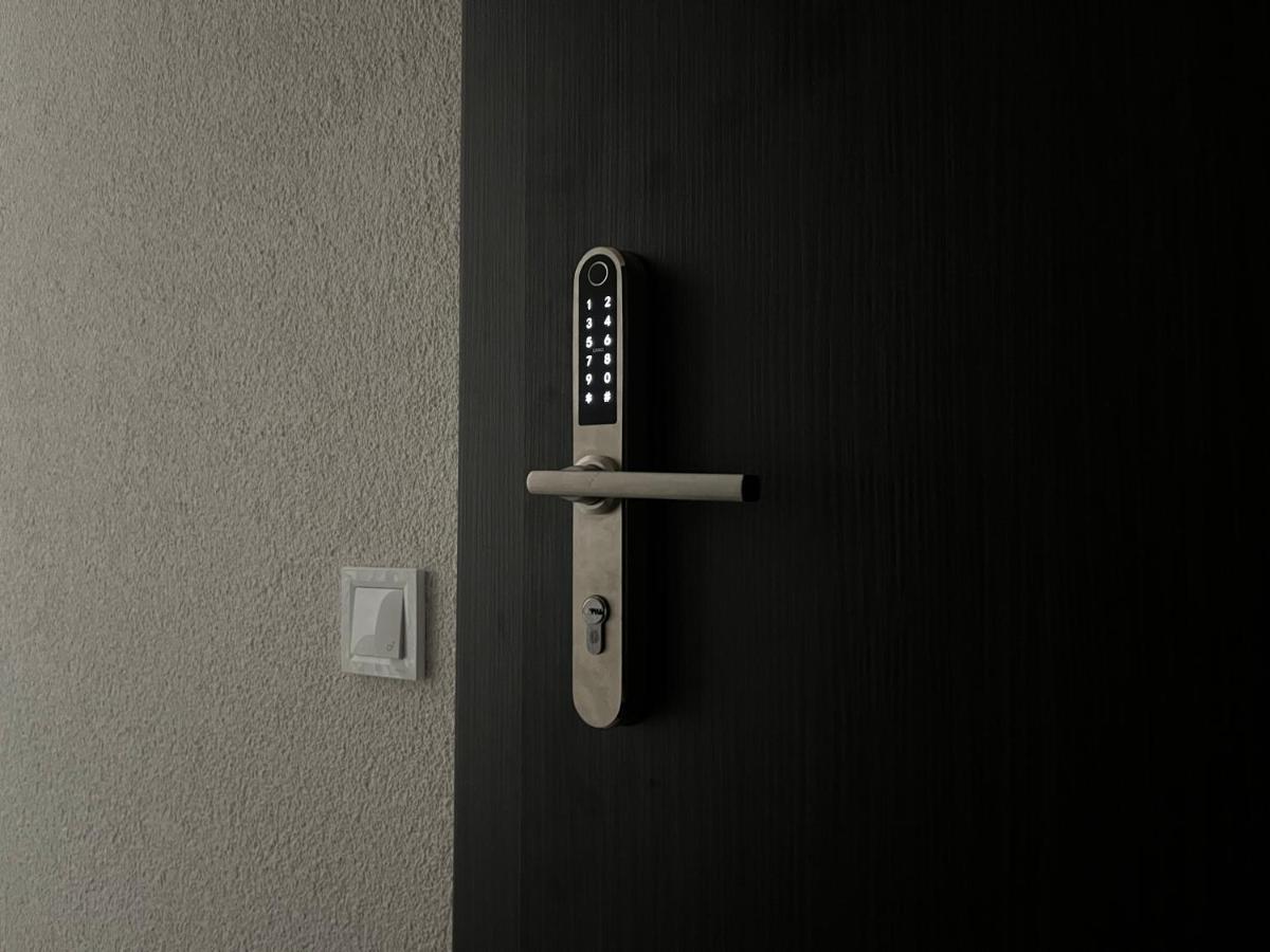 Luxuria Modern Apartments - Self Check-In Siauliai  Exterior photo