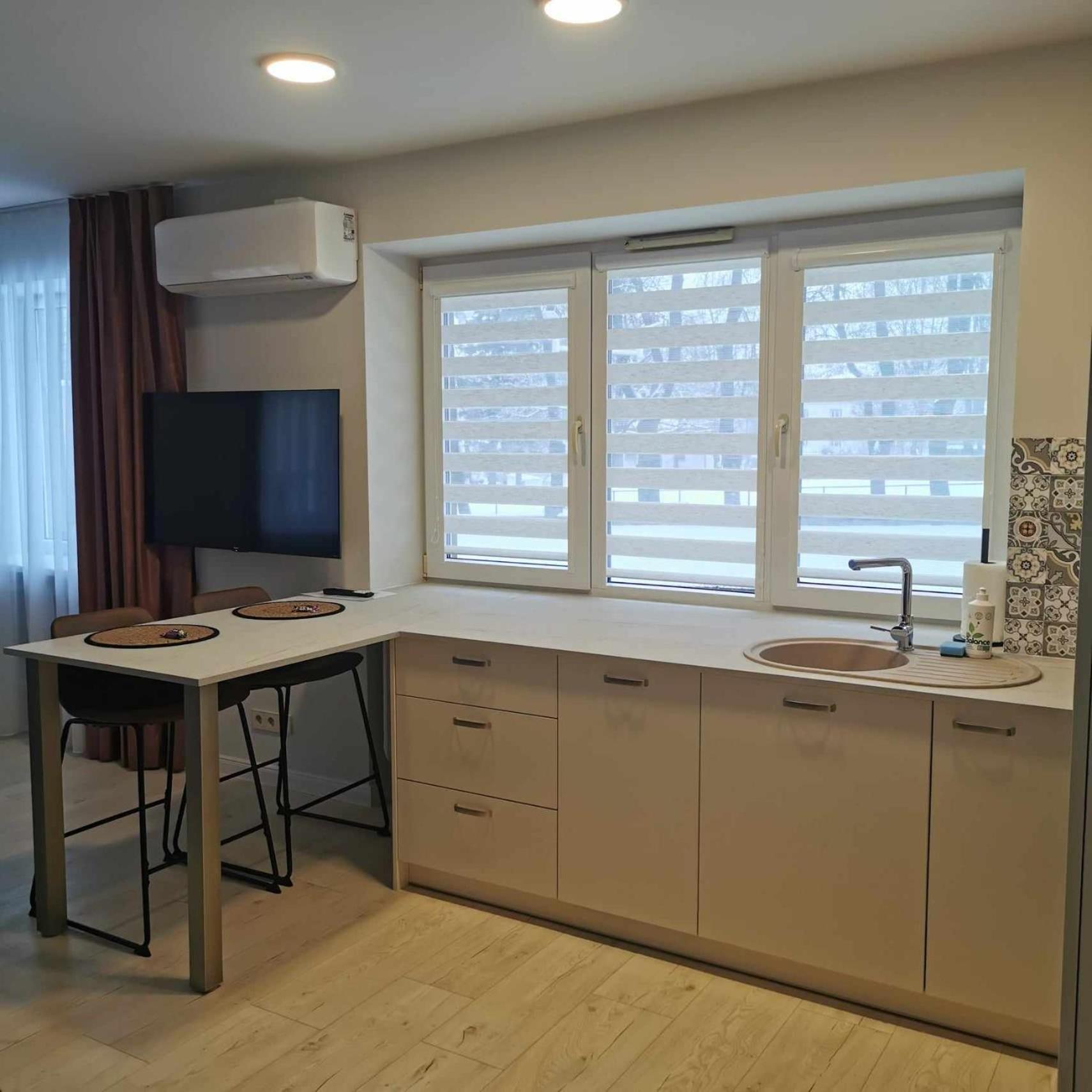 Luxuria Modern Apartments - Self Check-In Siauliai  Room photo